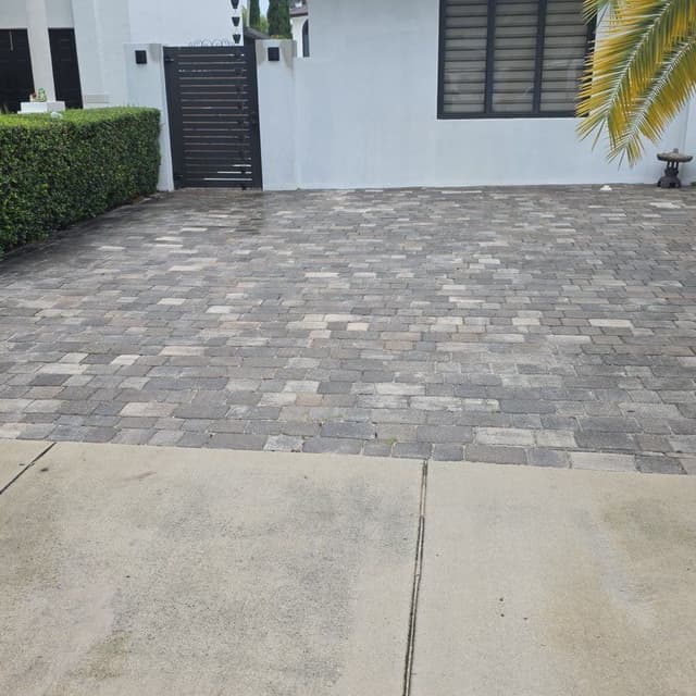 Espinosa Concrete, Inc. — concrete driveway, patio and decorative concrete work in South Florida, project photo 85