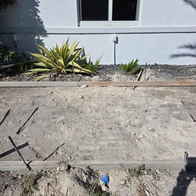 Espinosa Concrete, Inc. — concrete driveway, patio and decorative concrete work in South Florida, project photo 11