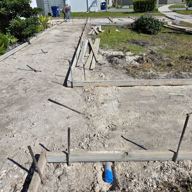 Espinosa Concrete, Inc. — concrete driveway, patio and decorative concrete work in South Florida, project photo 10