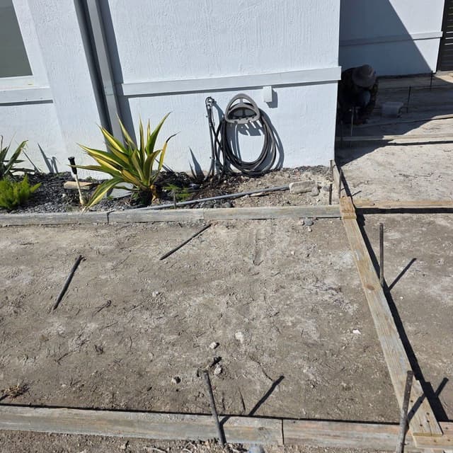 Espinosa Concrete, Inc. — concrete driveway, patio and decorative concrete work in South Florida, project photo 7